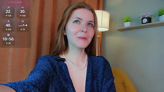 Chatroom XXX en direct de LeyaBloom