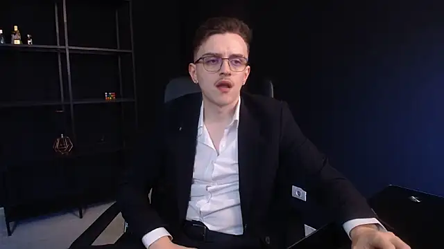 FelixStarkk Chat XXX in diretta