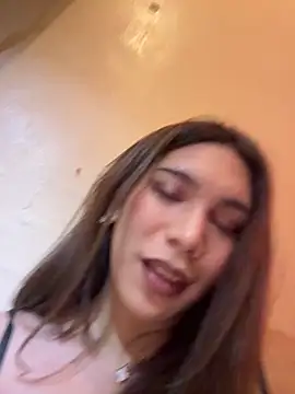 SideChick_Bunny: απευθείας συνομιλία ΧΧΧ