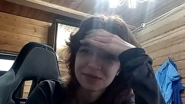 LowkeyIndigo Live XXX Chat