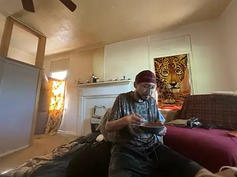 ThrowedWorldWide's Webcam Show