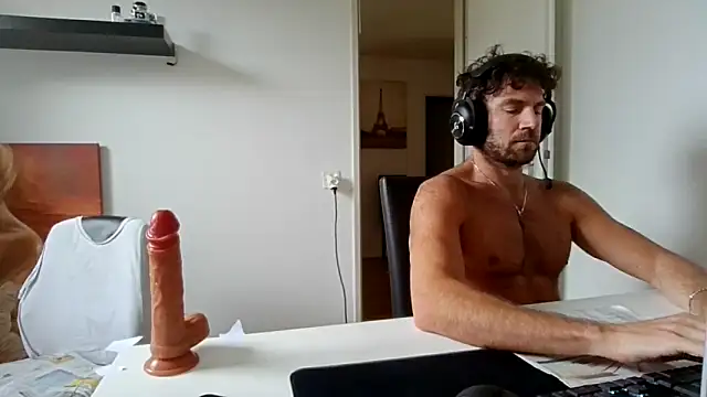 Živý XXX chat alpha-hunk