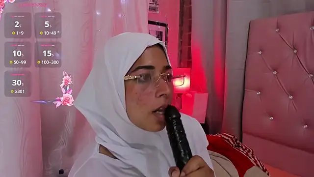 NadiaKarim_: απευθείας συνομιλία ΧΧΧ