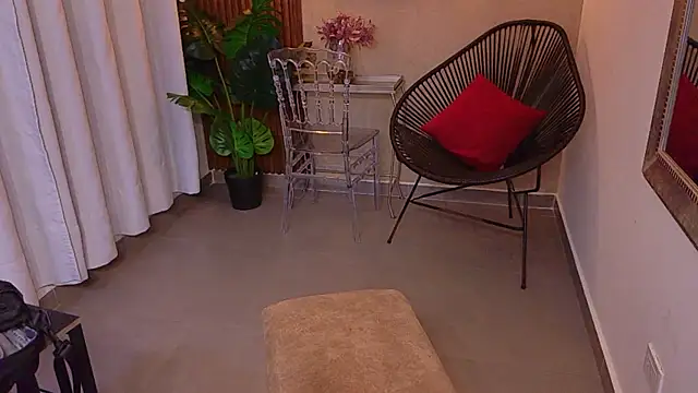 دردشة Kenya--Buhle الجنسية المباشرة