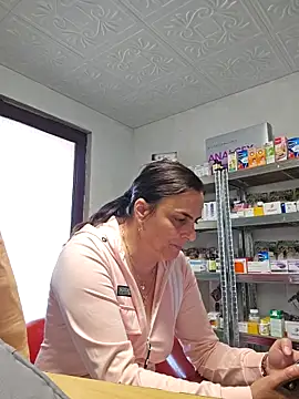 Chat +18 de IsabelleCraft ao vivo