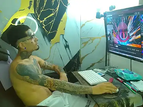 Boy_tatto77: απευθείας συνομιλία ΧΧΧ