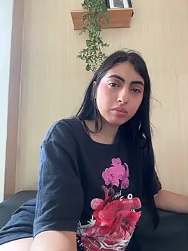 Lily_Rush: απευθείας συνομιλία ΧΧΧ