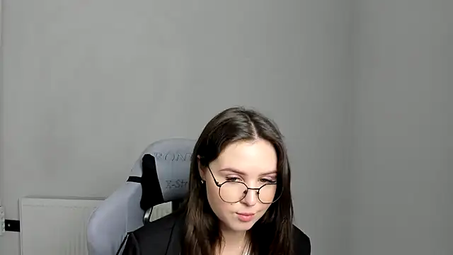 Regina_cute_ Chat XXX live