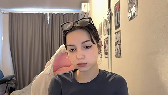 KateMiragee – webcam-show