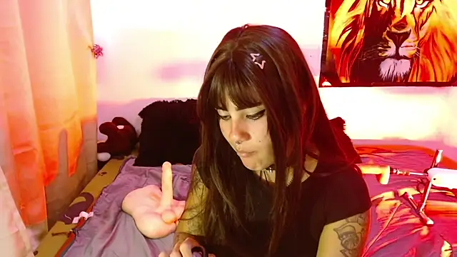 Chat XXX en directo de Divinejewel69