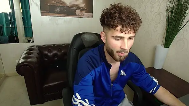 KyloEast Live XXX-Chat