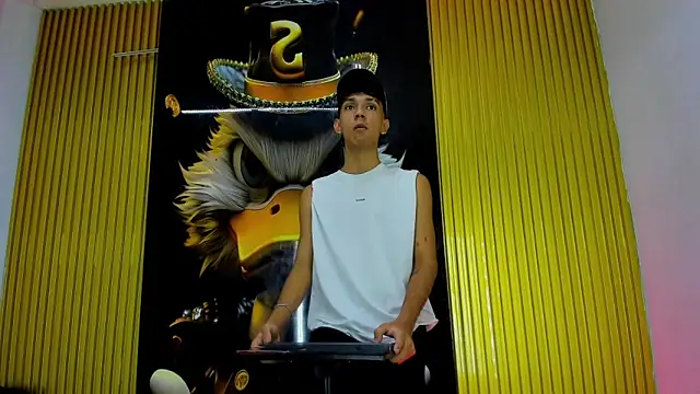 Show webcam de Guys_Latino_Hot