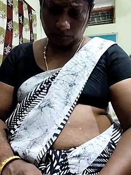yamini1431 live XXX chat
