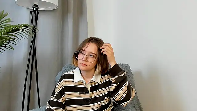 XXX chat uživo modela JaclynBoluda