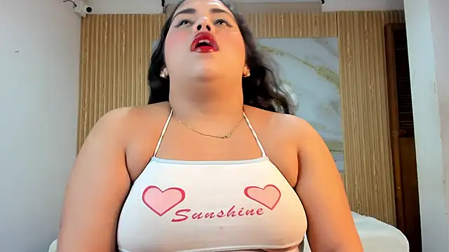 XXX chat uživo modela samy_19_