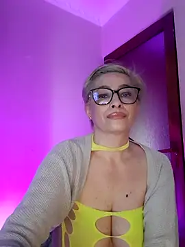 Chat +18 de LunaBlaise ao vivo