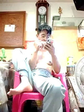 o0-69o's Webcam Show