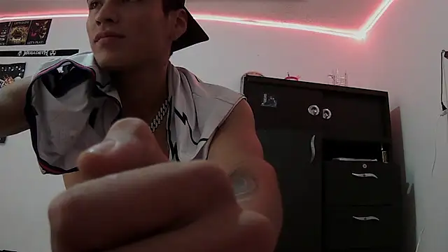 Fenix_hardcock Webcam-Show