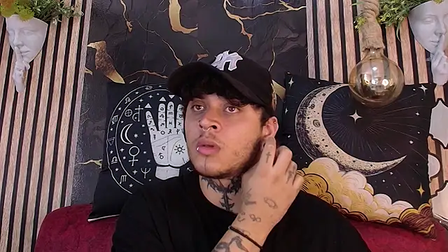 Czat XXX na żywo – arcano__rh