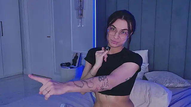 XXX chat uživo modela VioletAsh