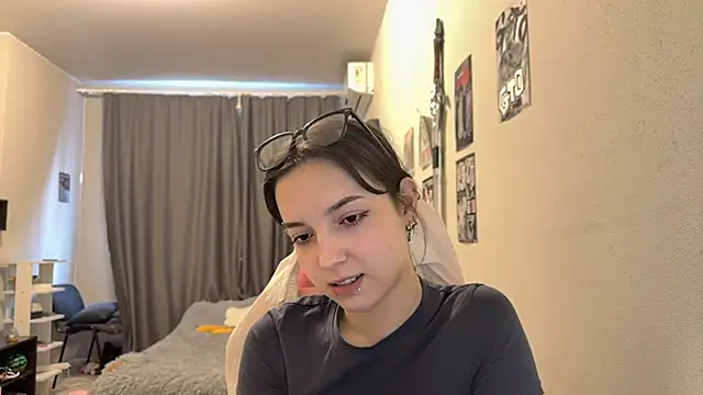 KateMiragee – webcam-show