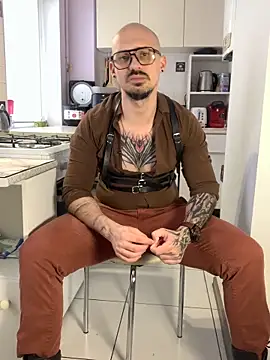 AssHunter4k – Naživo XXX chat