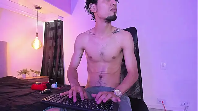 MichaelEvanss_ Adlı Modelin Web Kamerası Şovu