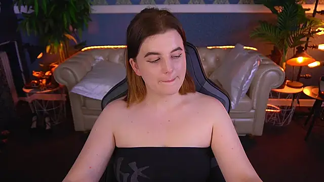 KristiFoxy – Naživo XXX chat