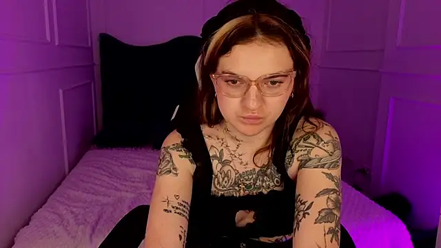 sashaglow_ Chat XXX in diretta