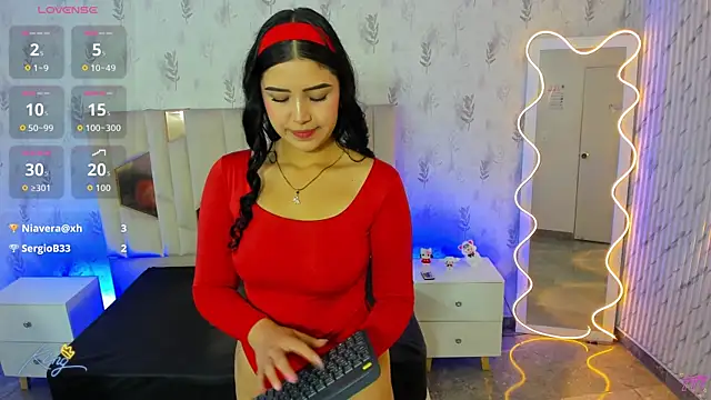 ELA_TAY1 live XXX chat