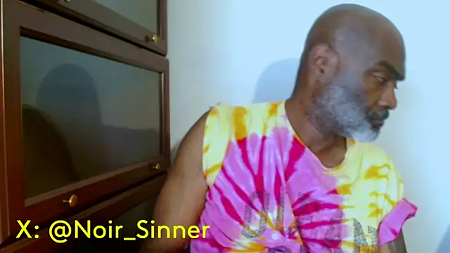 sinnernoir élő XXX-chatje