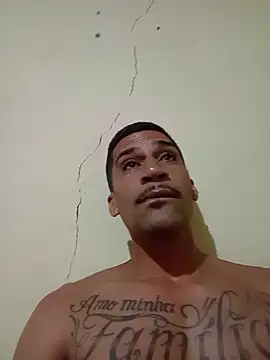 Chat XXX ao vivo de adriabis013