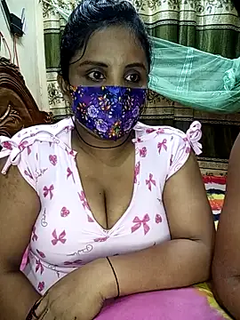 Show de Romentic_Couple na webcam