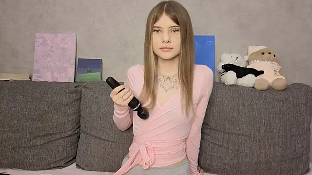 Онлайн чат XXX CarolinePepper