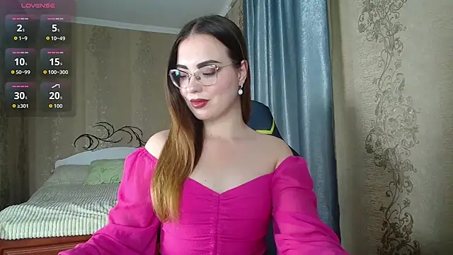 Chat +18 de Leila_Kissyu ao vivo