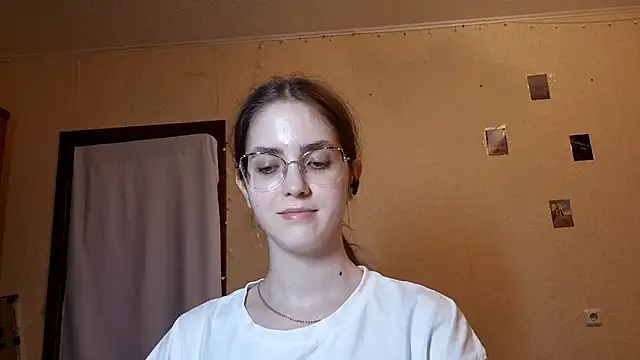 Katelemon Chat XXX live