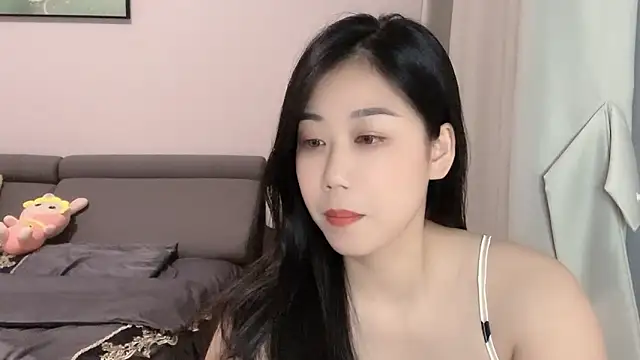 F-Yuwei Live XXX Chat