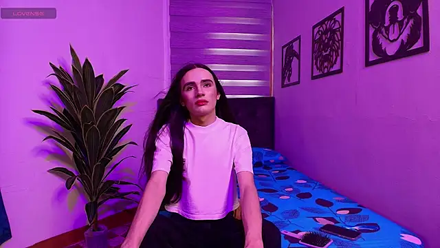 AURALIS_LUX's Webcam Show