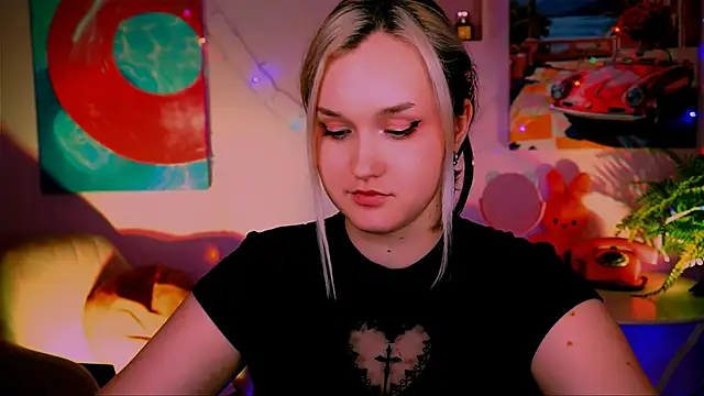 Chat XXX en directo de ViolettWoods