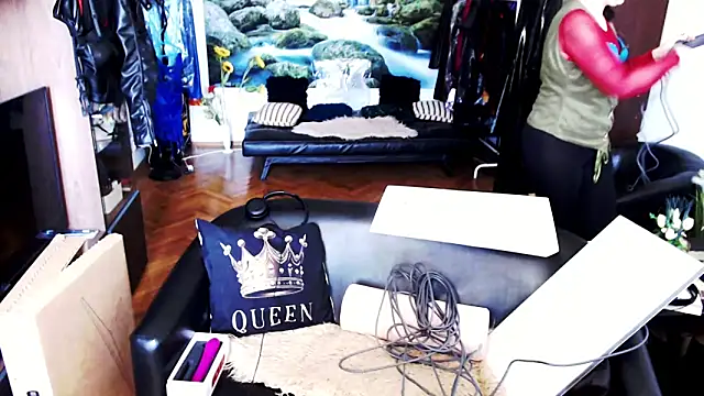 Imperatriza Adlı Modelin Canlı XXX Sohbeti