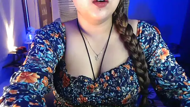 Chat XXX ao vivo de Mitikaa
