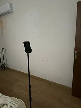xiiuuff18's Live XXX Chat