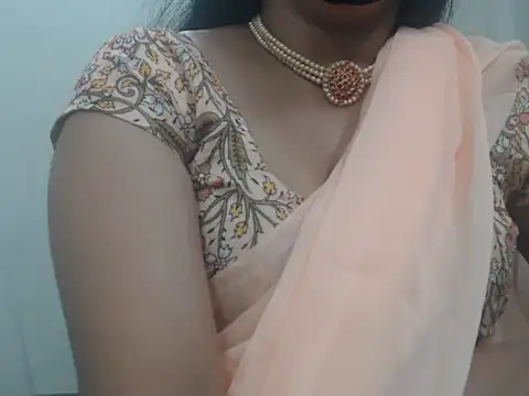 Lovely_Siri_23 Webcam show