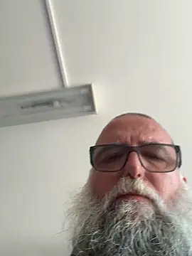 Noitelivre Adlı Modelin Canlı XXX Sohbeti