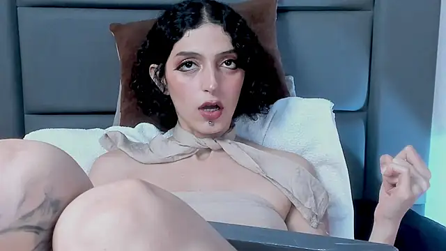XXX chat uživo modela LyraVendrell