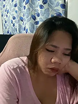 دردشة _UrSingleMamiBella_ الجنسية المباشرة