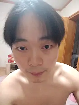 Auroraghost00 Show Webcam