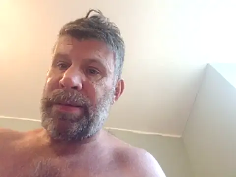 stud2512 élő XXX-chatje