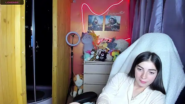 Chat +18 de Fiery_Brunette_ ao vivo