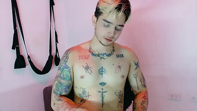 AliceandMax Webcamshow